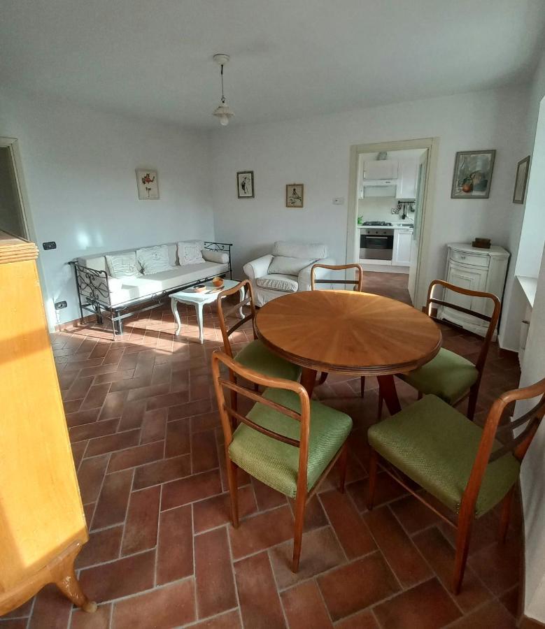 Apartamento Il Giardino Di Olivia Guarene Exterior foto