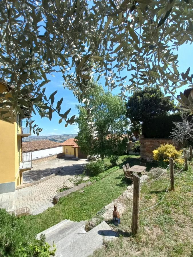 Apartamento Il Giardino Di Olivia Guarene Exterior foto