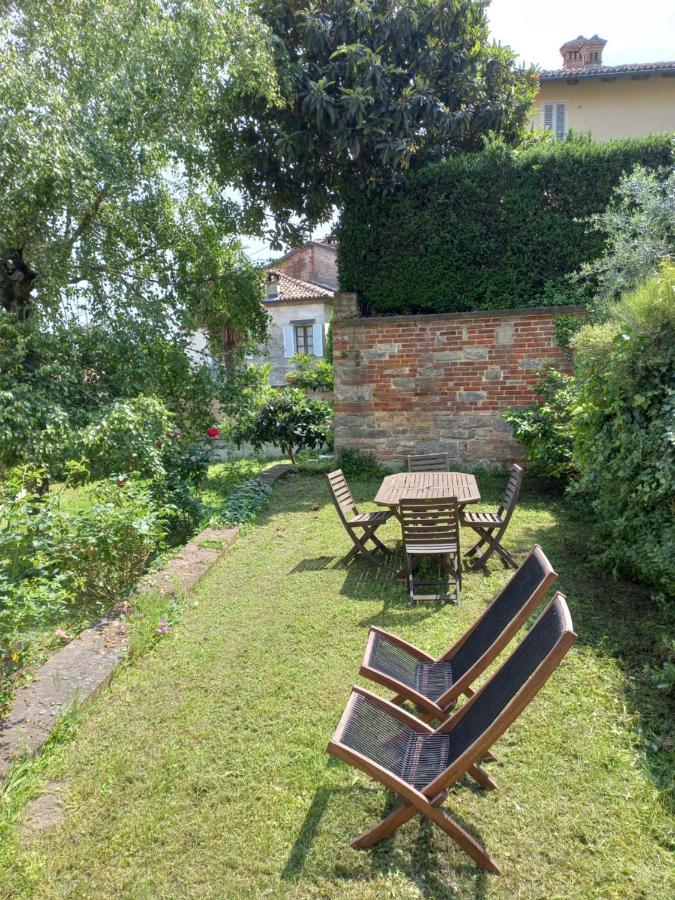 Apartamento Il Giardino Di Olivia Guarene Exterior foto